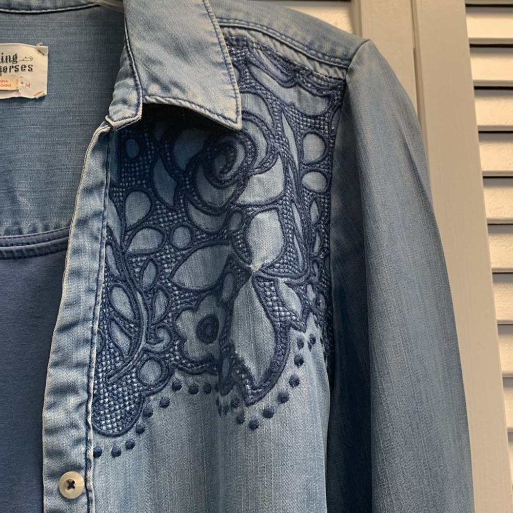 Western Cowgirl Denim Shirt - Picture 5 of 11